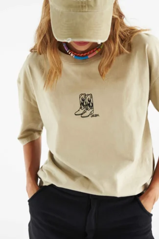 Contigo Tee